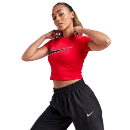 T-SHIRT ROUGE CROPPED NIKE SPORT2000 Ploërmel et Locminé