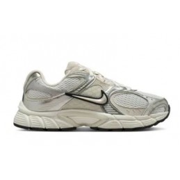 CHAUSSURES W NIKE V5 RNR